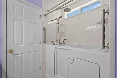 Bath - 226 Lynco Ln, Surfside Beach, SC 29575 photo 2 of 3