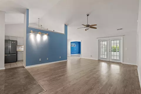 Living - 226 Lynco Ln, Surfside Beach, SC 29575 photo 3 of 8