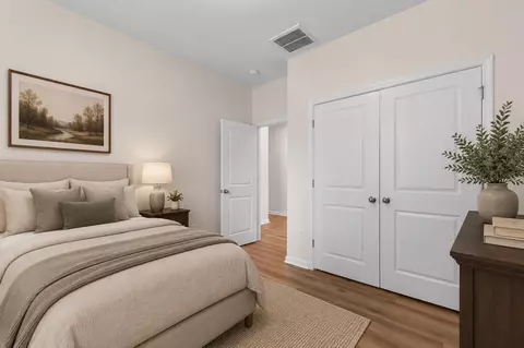 Bedroom - 4723 Cloisters Ln, Myrtle Beach, SC 29577 photo 6 of 8