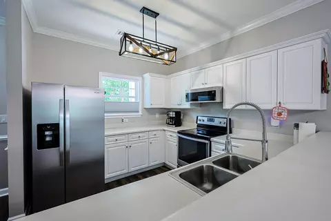 Kitchen - 332 Kiskadee Loop #17B, Conway, SC 29526 photo 1 of 3