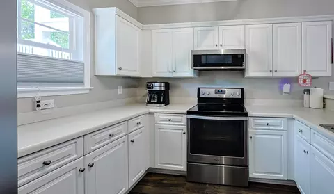 Kitchen - 332 Kiskadee Loop #17B, Conway, SC 29526 photo 2 of 3