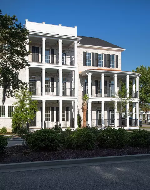 982 Farrow Pkwy #B, Myrtle Beach, SC 29577