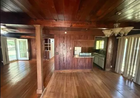 Living - 9 William Epps Loop, Kingstree, SC 29556 photo 3 of 6