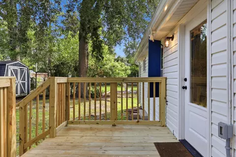 Exterior - 101 Howard St, Georgetown, SC 29440 photo 2 of 4