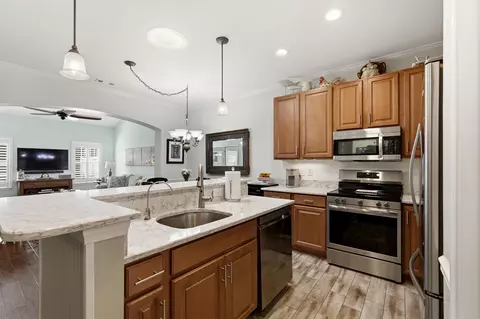 Kitchen - 694 Botany Loop #694, Murrells Inlet, SC 29576 photo 1 of 3