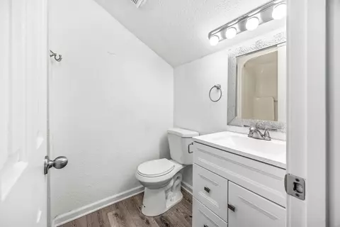 Bath - 1600 Deer Creek Rd #E, Surfside Beach, SC 29575 photo 3 of 4