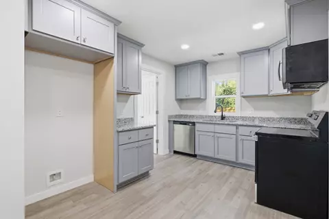Kitchen - 1744 John St, Conway, SC 29527 photo 1 of 1