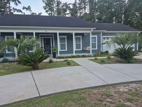 359 Country Club Dr, Pawleys Island, SC 29585