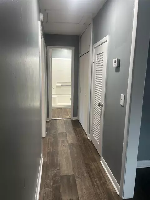 Entry Way - 802 Esther St, Mullins, SC 29574 photo 2 of 2