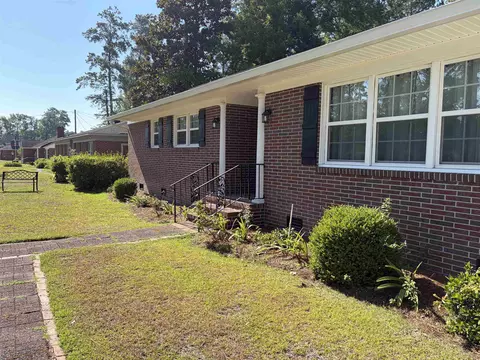 Exterior - 322 Johnson Dr, Dillon, SC 29536 photo 7 of 7