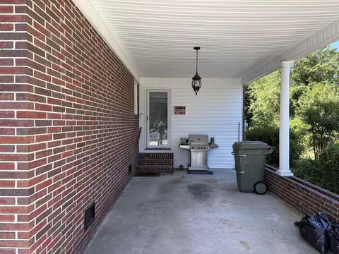 Exterior - 322 Johnson Dr, Dillon, SC 29536 photo 6 of 7