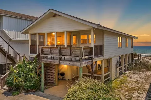 760 Springs Ave, Pawleys Island, SC 29585