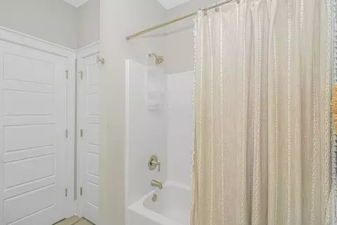 Bath - 650 Pacific Commons Dr, Surfside Beach, SC 29575 photo 4 of 4