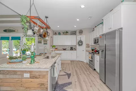Kitchen - 650 Pacific Commons Dr, Surfside Beach, SC 29575 photo 2 of 4
