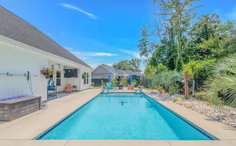 Exterior - 650 Pacific Commons Dr, Surfside Beach, SC 29575 photo 5 of 9