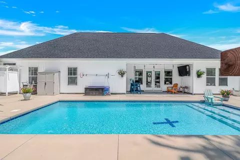 Exterior - 650 Pacific Commons Dr, Surfside Beach, SC 29575 photo 4 of 9