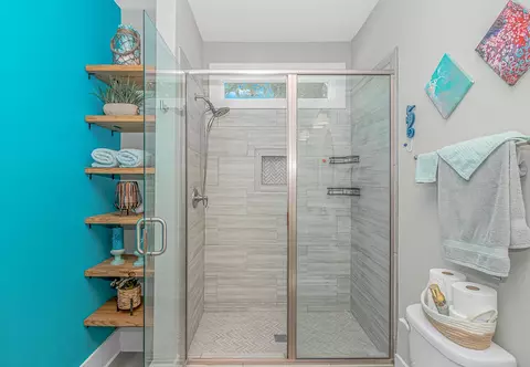 Bath - 650 Pacific Commons Dr, Surfside Beach, SC 29575 photo 2 of 4