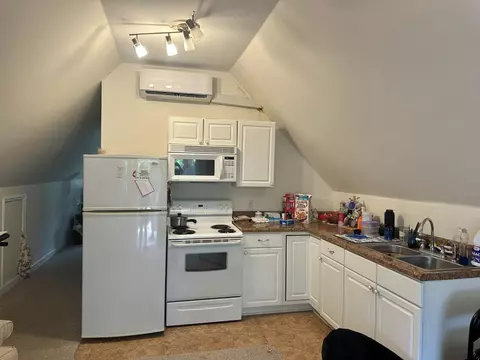 Kitchen - 1507 Perch Pl, Longs, SC 29568 photo 4 of 4