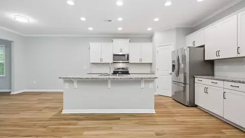 Kitchen - 597 Heritage Downs Dr, Conway, SC 29526 photo 2 of 5