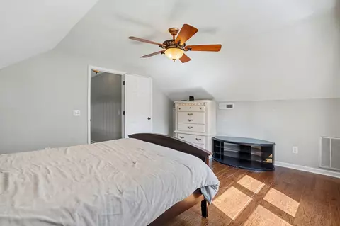 Bedroom - 4809 Forest Dr, Loris, SC 29569 photo 5 of 8