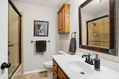 Bath - 4809 Forest Dr, Loris, SC 29569 photo 2 of 3