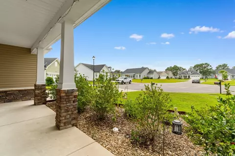 Exterior - 912 Queensferry Ct, Conway, SC 29526 photo 3 of 11