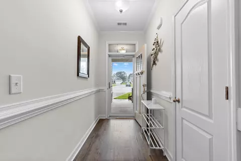 Entry Way - 912 Queensferry Ct, Conway, SC 29526 photo 2 of 3