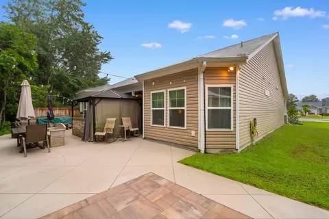 Exterior - 912 Queensferry Ct, Conway, SC 29526 photo 7 of 11