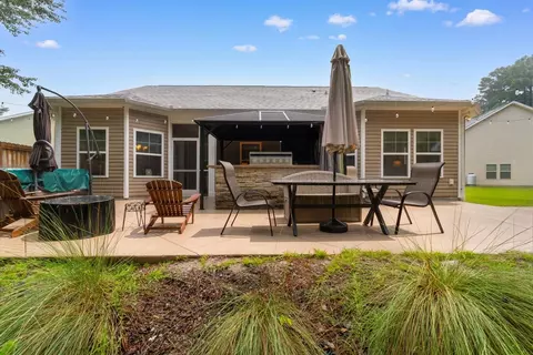Exterior - 912 Queensferry Ct, Conway, SC 29526 photo 6 of 11