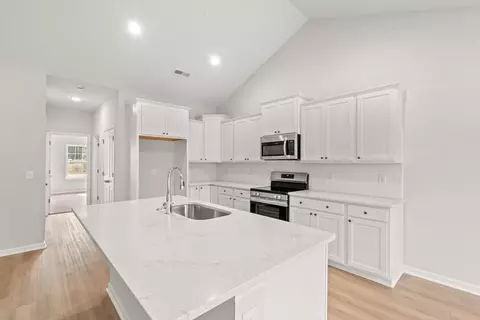 1401 Loop Cir, Longs, SC 29568 photo 5