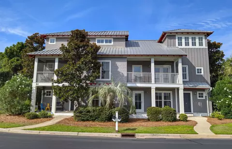 80 Lumbee Cir #11, Pawleys Island, SC 29585