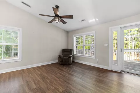 Living - 798 Redmond Ct, Conway, SC 29526 photo 2 of 3