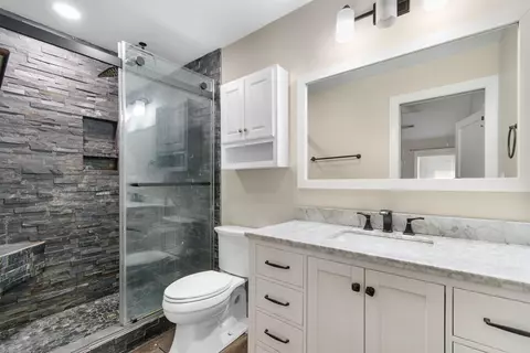 Bath - 798 Redmond Ct, Conway, SC 29526 photo 1 of 2