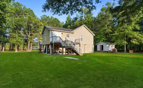 Exterior - 798 Redmond Ct, Conway, SC 29526 photo 6 of 17