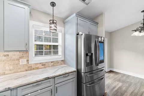 Kitchen - 798 Redmond Ct, Conway, SC 29526 photo 4 of 5