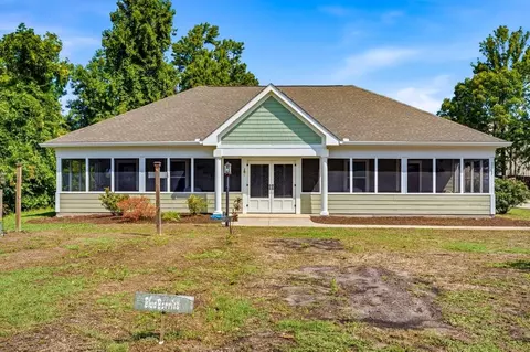 121 Willard St, Little River, SC 29566