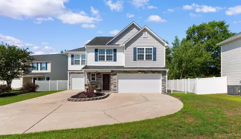 200 Davis Ct, Little River, SC 29566