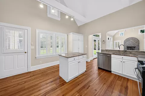 Kitchen - 222 Old Carriage Loop, Georgetown, SC 29440 photo 1 of 4