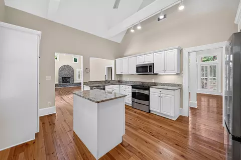 Kitchen - 222 Old Carriage Loop, Georgetown, SC 29440 photo 2 of 4
