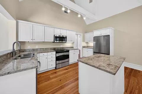 Kitchen - 222 Old Carriage Loop, Georgetown, SC 29440 photo 3 of 4