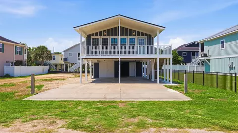 317 29th Ave N, North Myrtle Beach, SC 29582
