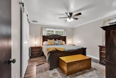 Bedroom - 2153 Grainger Rd, Aynor, SC 29511 photo 2 of 7