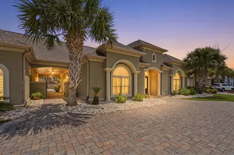 Exterior - 909 Bluffview Dr, Myrtle Beach, SC 29579 photo 14 of 26