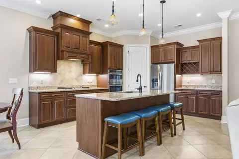 Kitchen - 909 Bluffview Dr, Myrtle Beach, SC 29579 photo 4 of 8