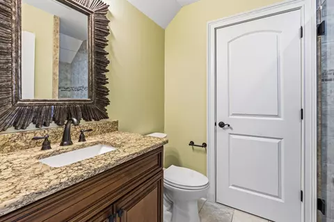 Bath - 909 Bluffview Dr, Myrtle Beach, SC 29579 photo 8 of 8