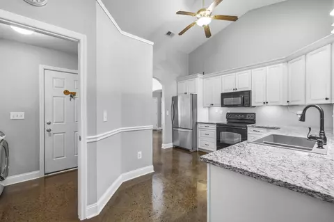 Entry Way - 113 Heath Dr, Longs, SC 29568 photo 2 of 6