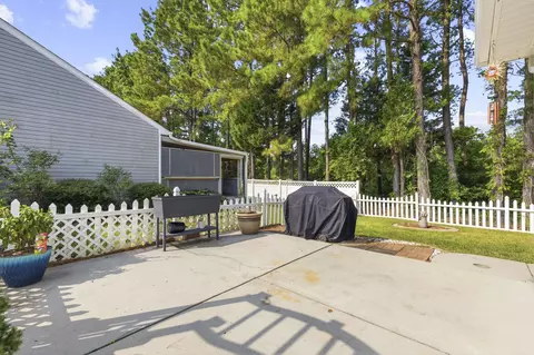 Exterior - 113 Heath Dr, Longs, SC 29568 photo 6 of 10
