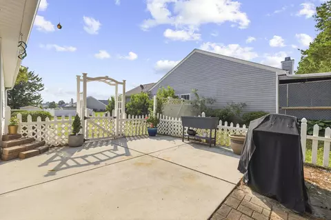 Exterior - 113 Heath Dr, Longs, SC 29568 photo 5 of 10