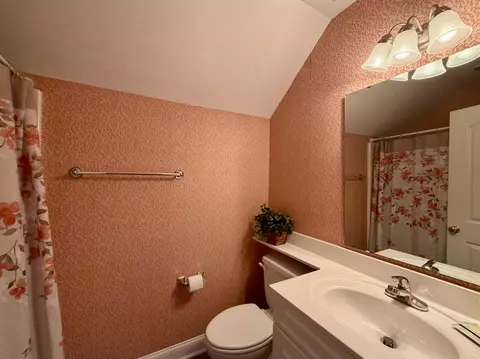 Bath - 129 Georges Bay Rd, Surfside Beach, SC 29575 photo 4 of 5