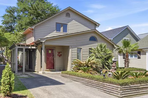 938 Tiffany Ln, North Myrtle Beach, SC 29582